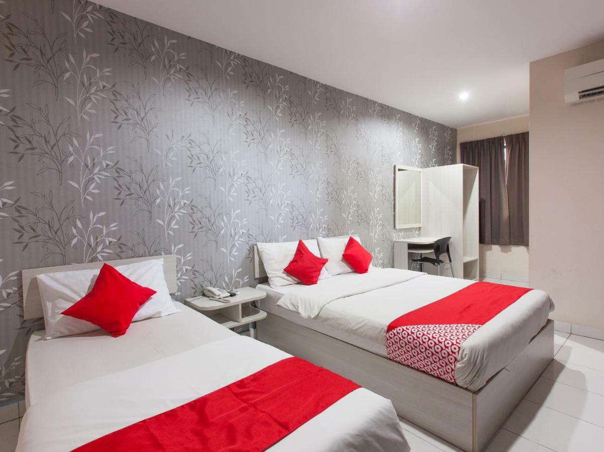 Super Oyo 1163 Hotel Pulai Ипох Екстериор снимка