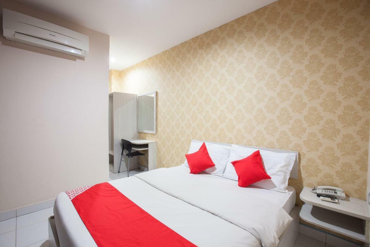 Super Oyo 1163 Hotel Pulai Ипох Екстериор снимка