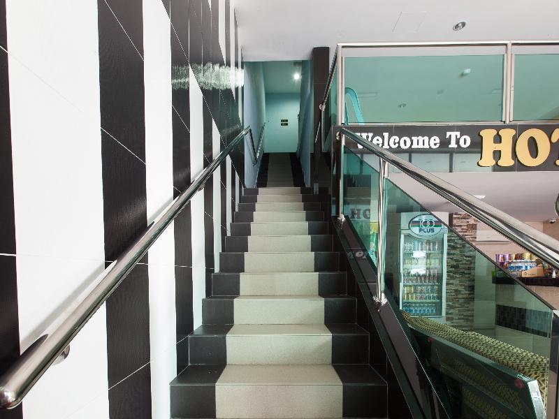 Super Oyo 1163 Hotel Pulai Ипох Екстериор снимка